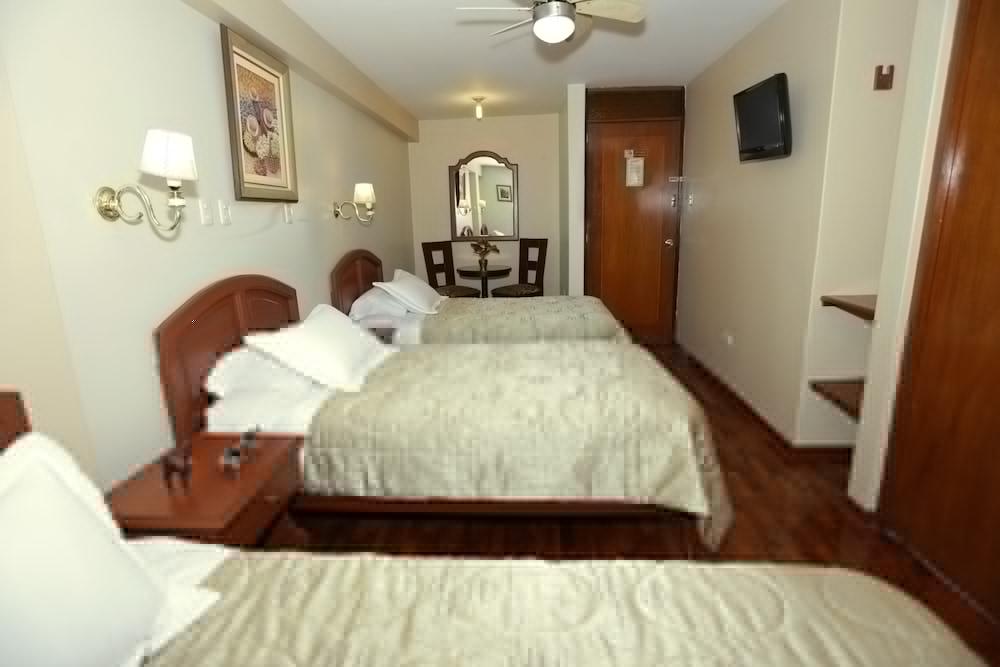 Hotel Manhattan Inn Airport ลิมา ภายนอก รูปภาพ