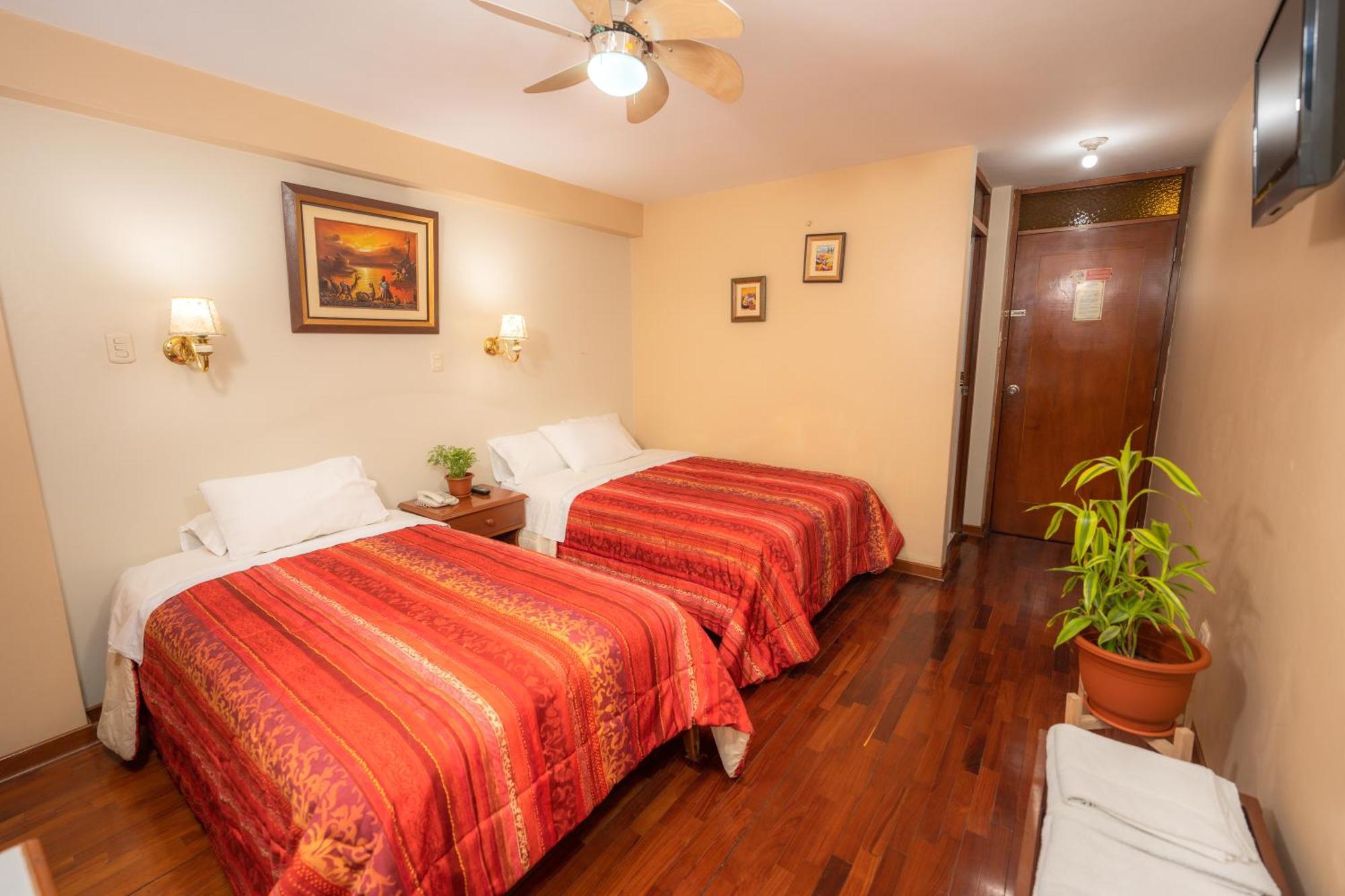 Hotel Manhattan Inn Airport ลิมา ภายนอก รูปภาพ